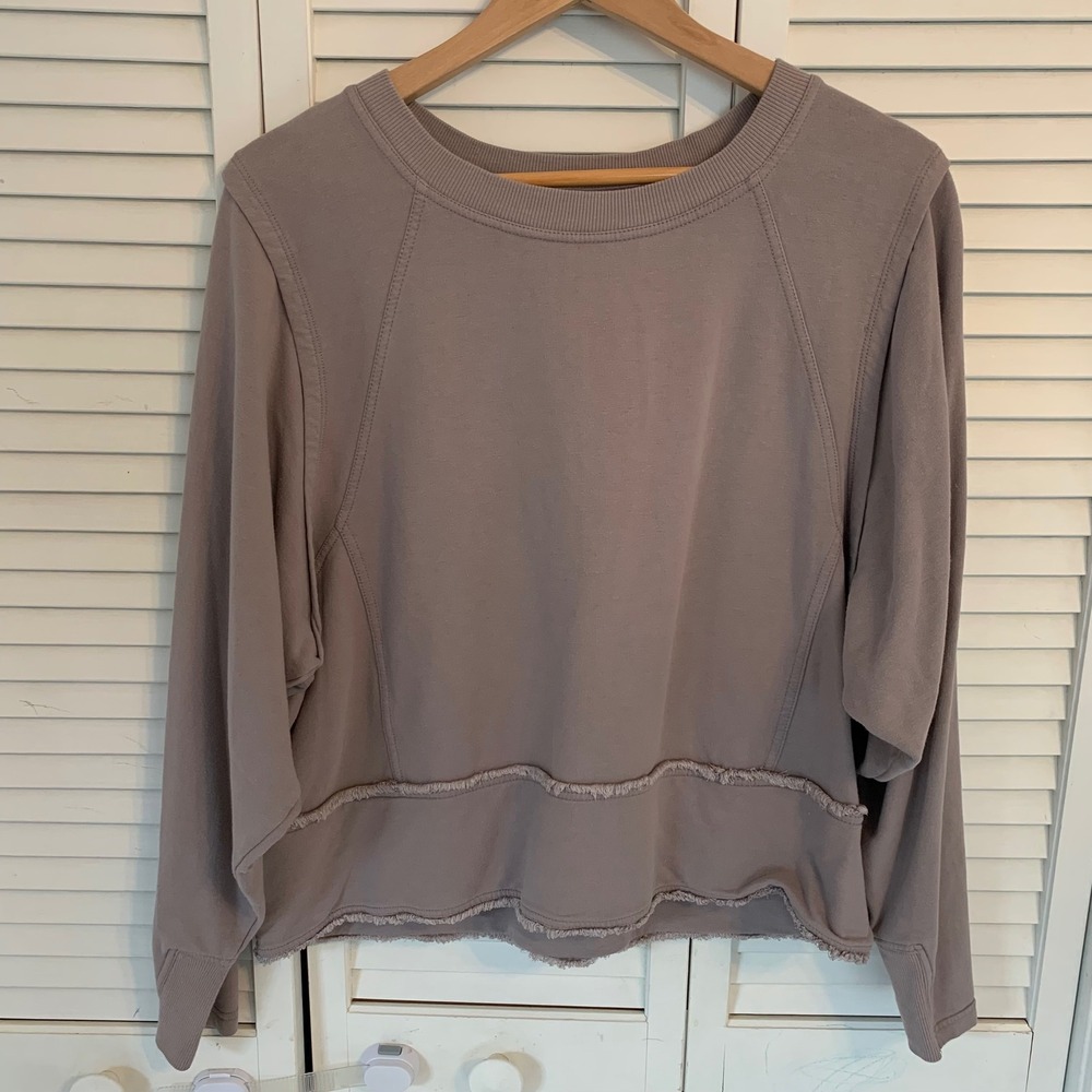 Free People Movement‎ Where The Wind Blows Raw Hem Boxy Sweatshirt Top Womens L